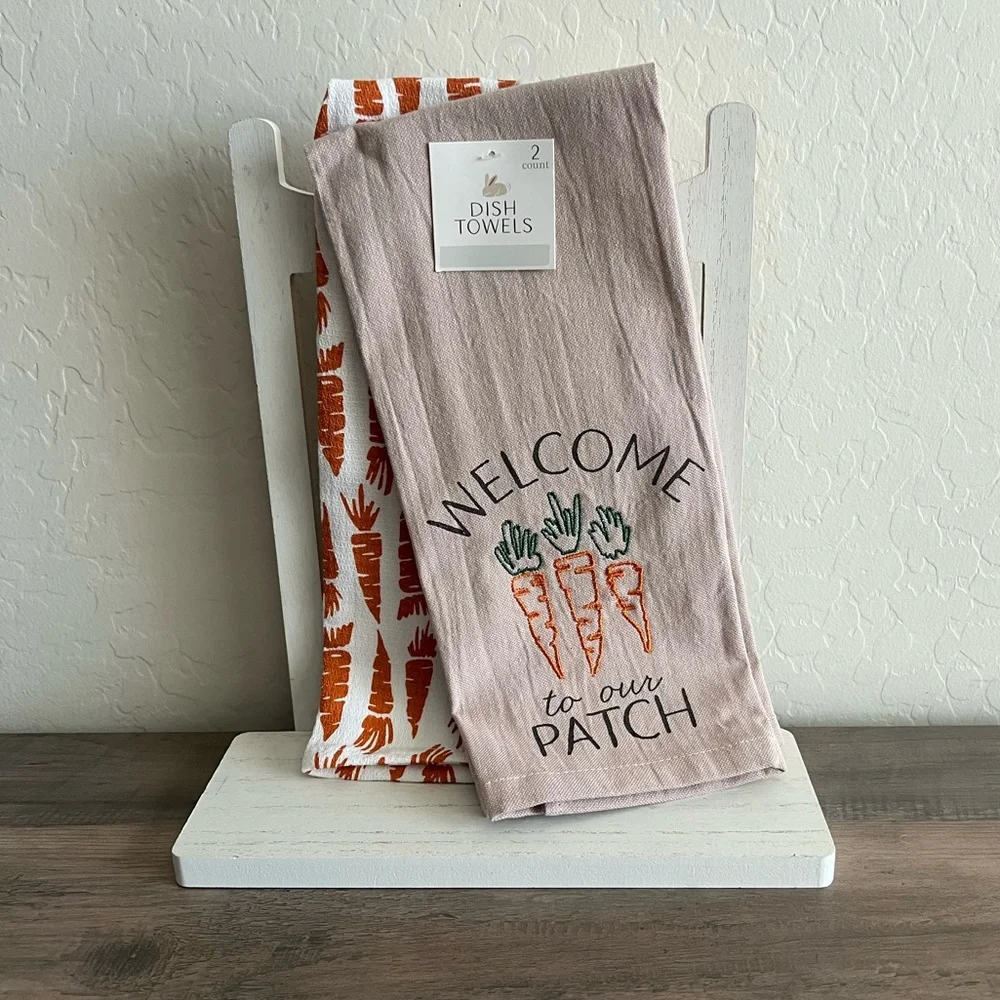 Target Bullseyes Playground Easter Dish Towels Carrots ‘Welcome to our Patch’